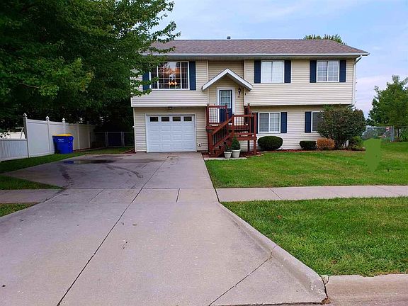 4th image of 40 Hawthorne Pl