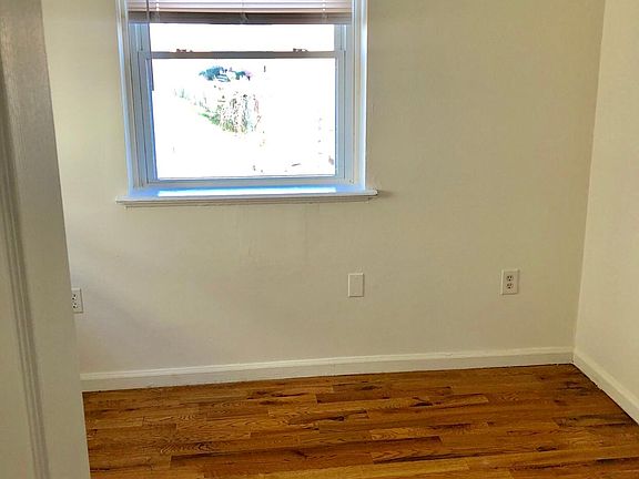 3rd image of 330 Blake St APT B6