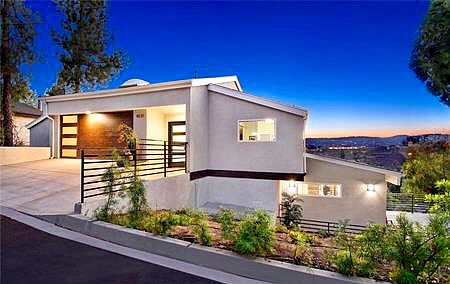 1st image of 4830 Alatar Dr