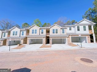2580 Mills Commons Dr, Decatur, GA 30034
