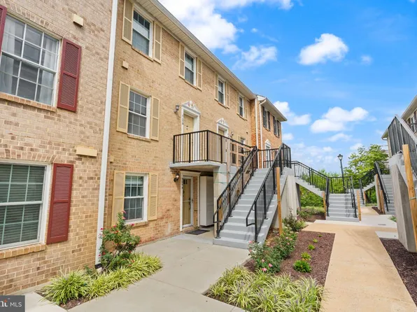 905 S Rolfe St #2, Arlington, VA 22204