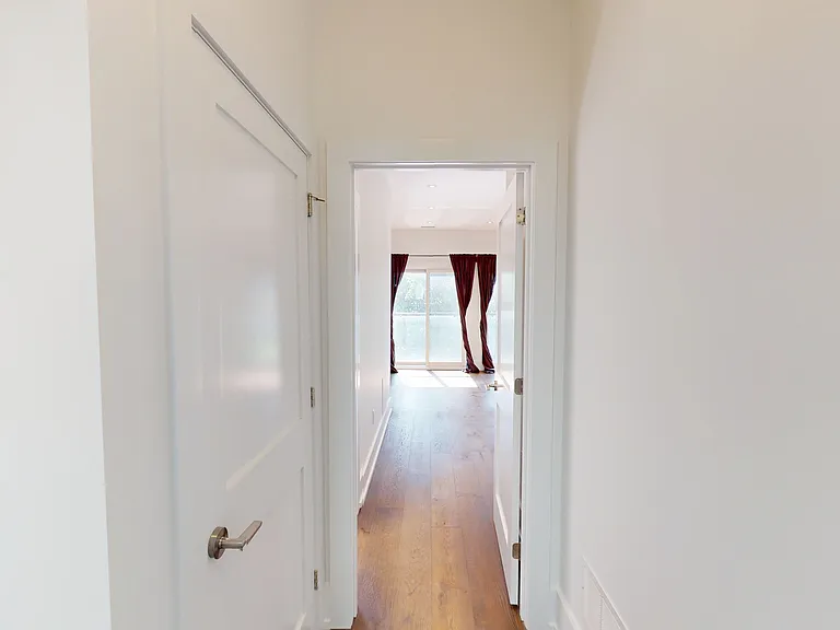 24 Kennedy Ave #UPPER — Photo 19