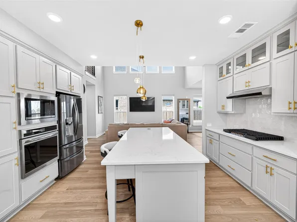 2342 Fresh Flower Way, Richmond, TX 77406