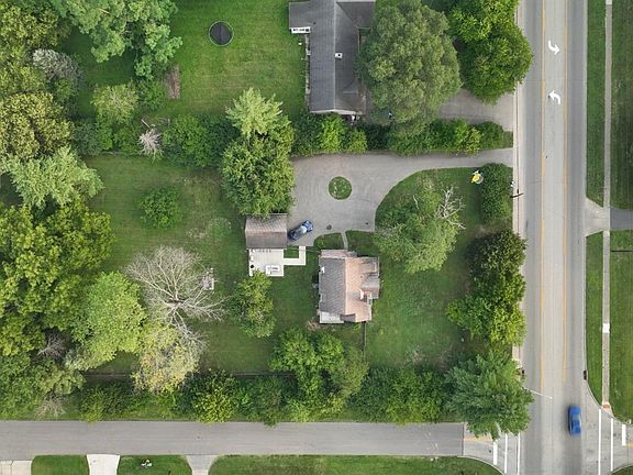 3rd image of 4740 Pleasant Ave