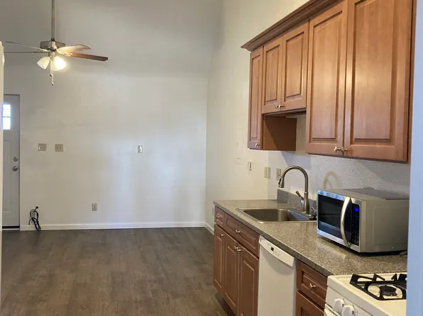 210 NW 5th St, 210 NW 5th St #3, Cedaredge, CO 81413