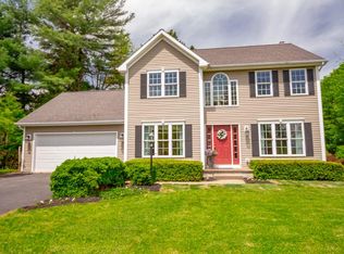 2893 W Lydius St, Schenectady, NY 12303
