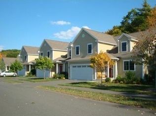 53 Pine Holw, Amherst, MA 01002