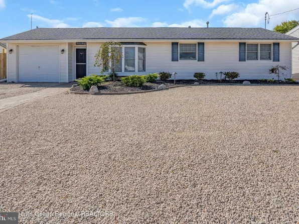 112 Newark Rd, Barnegat, NJ 08005