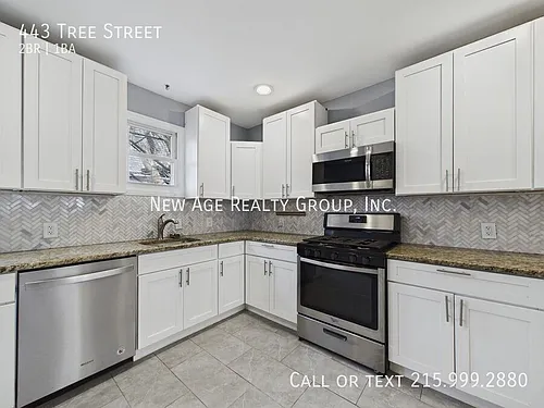 443 Tree St Photo 1