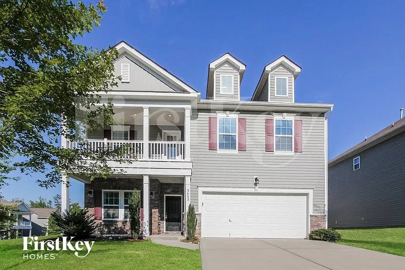 5 bed, 3.0 bath, 2701 sqft, $3,160 — Photo 1