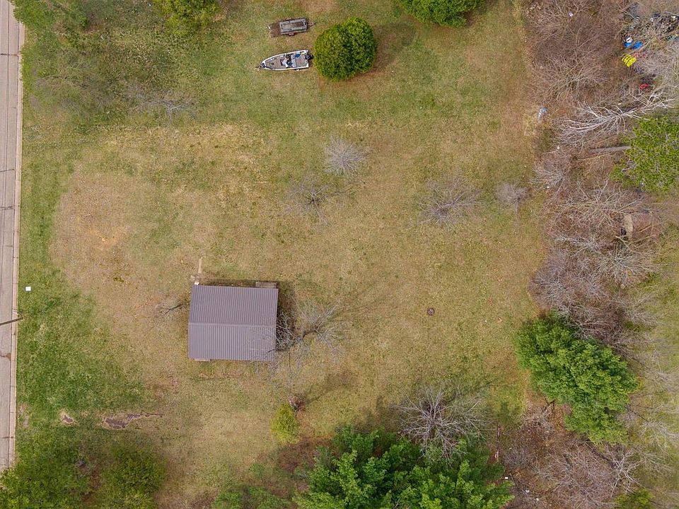 1st image of 152 ELMWOOD LANE