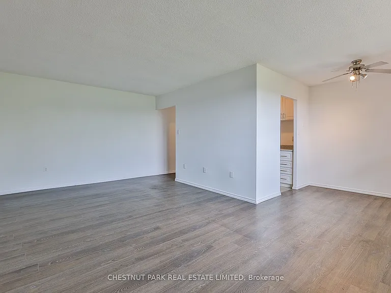 900 Glen St #512 — Photo 4