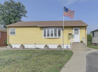 7630 Missouri Ave, Hammond, IN 46323