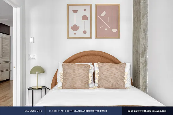 Rented by The Blueground | media 16