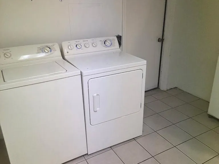 Unit Photo