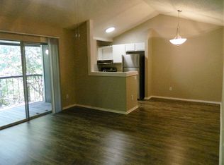3909 Run Of The Oaks St APT F, Austin, TX 78704