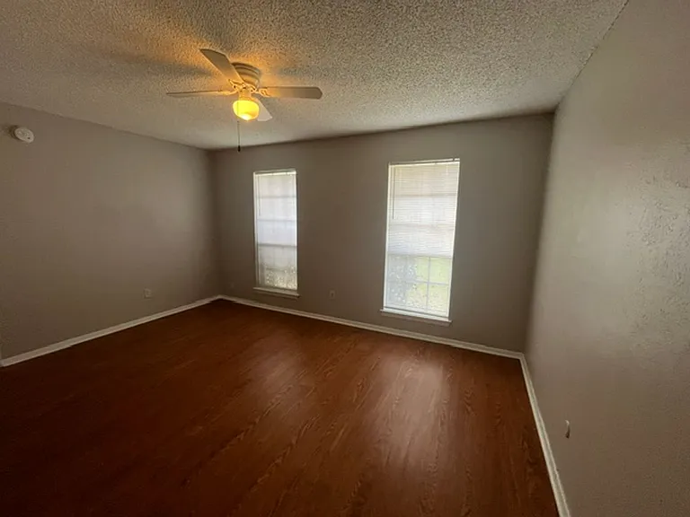 630 Overlook Ct — Photo 7