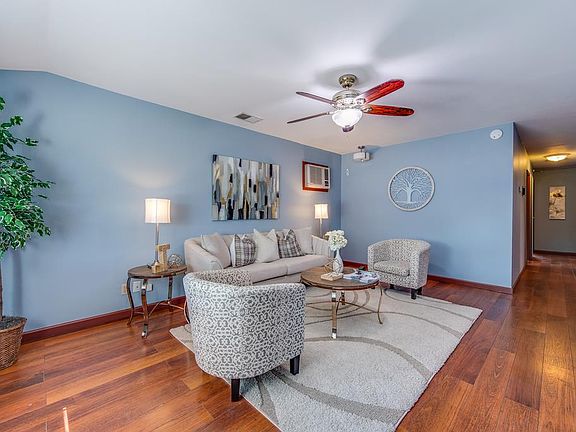 5th image of 1580 Leeward Dr