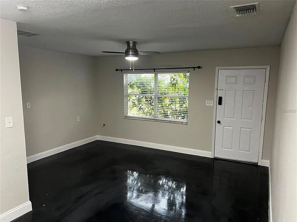 1 bed, 1.0 bath, 1288 sqft, $1,475 — Photo 4