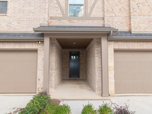 1544 Homeplace Cir, Mansfield, TX