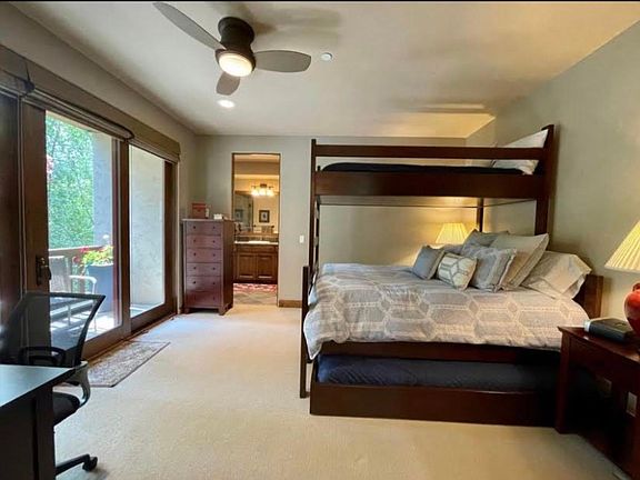 Queen bed on the bottom twin on top overlooking the river