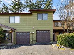 690 NW Atalanta Way APT B3, Oak Harbor, WA