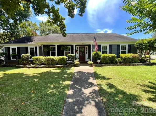 7319 Chatterbird Ct, Charlotte, NC 28226