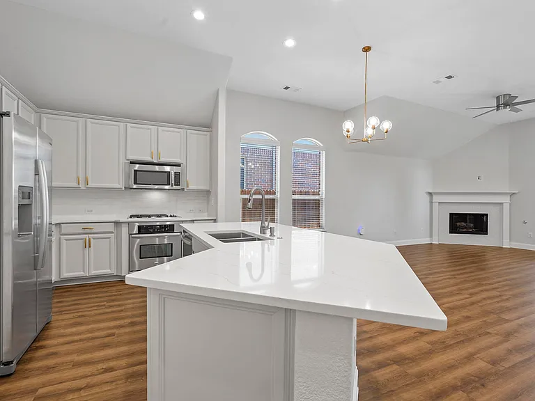 3628 Jockey Dr — Photo 8