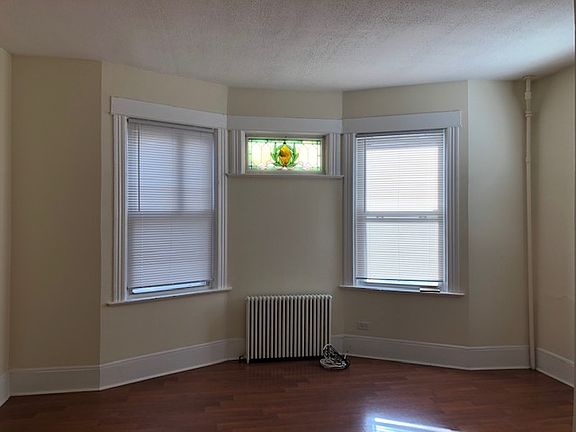3rd image of 119 S Broadway APT 1