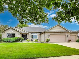 21973 Rosemary Rd, Frankfort, IL 60423