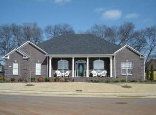 422 Natures Way SW, Huntsville, AL 35824