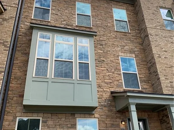 4985 Shay Town Ln, Peachtree Corners, GA 30092