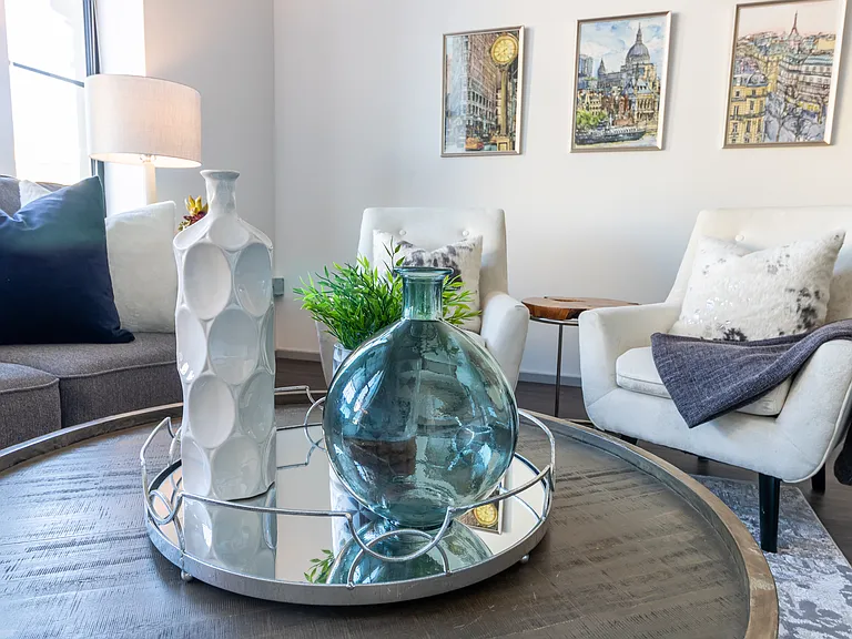 Front Page Lofts — Photo 10