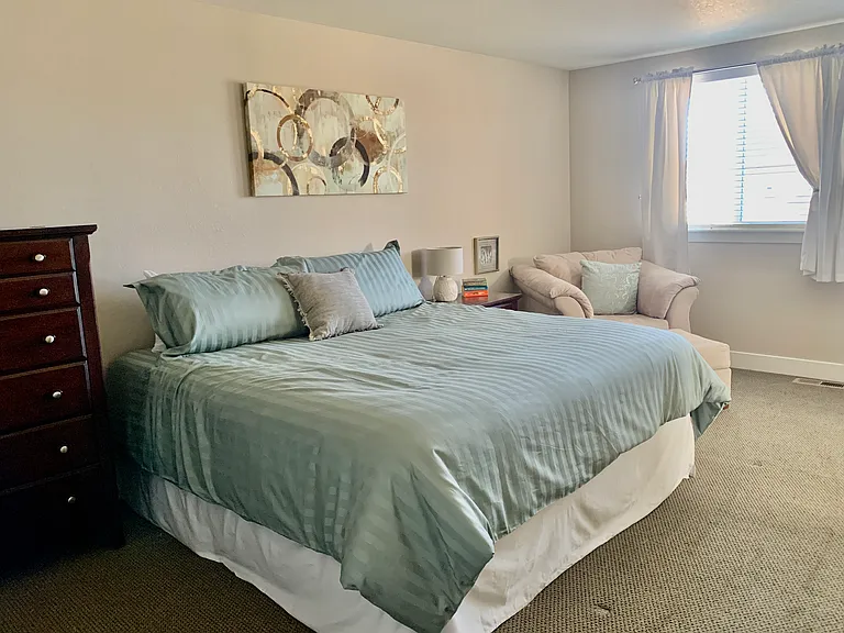 New king size bed