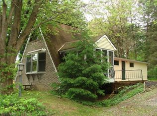 6851 Lakeview Dr, Hanoverton, OH 44423