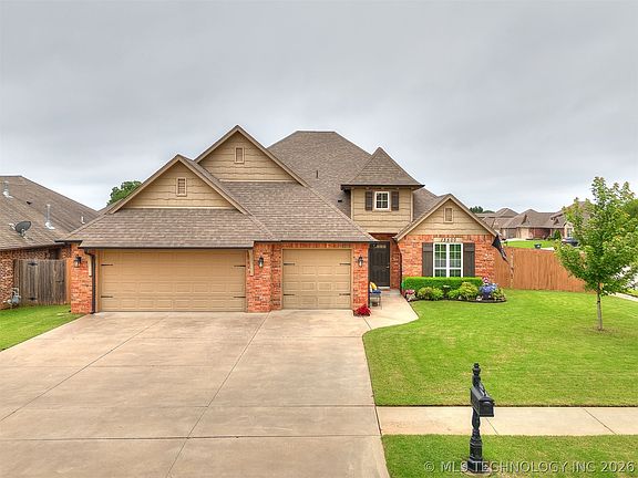 4th image of 13500 S Poplar Ct