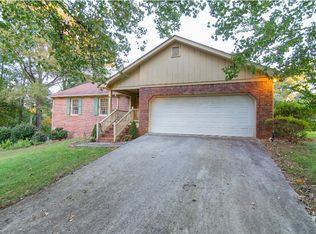 402 Casey Ln, Dalton, GA 30721