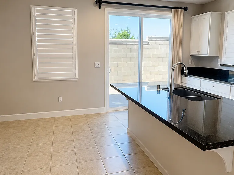 2072 Parsons Dr #1 — Photo 9