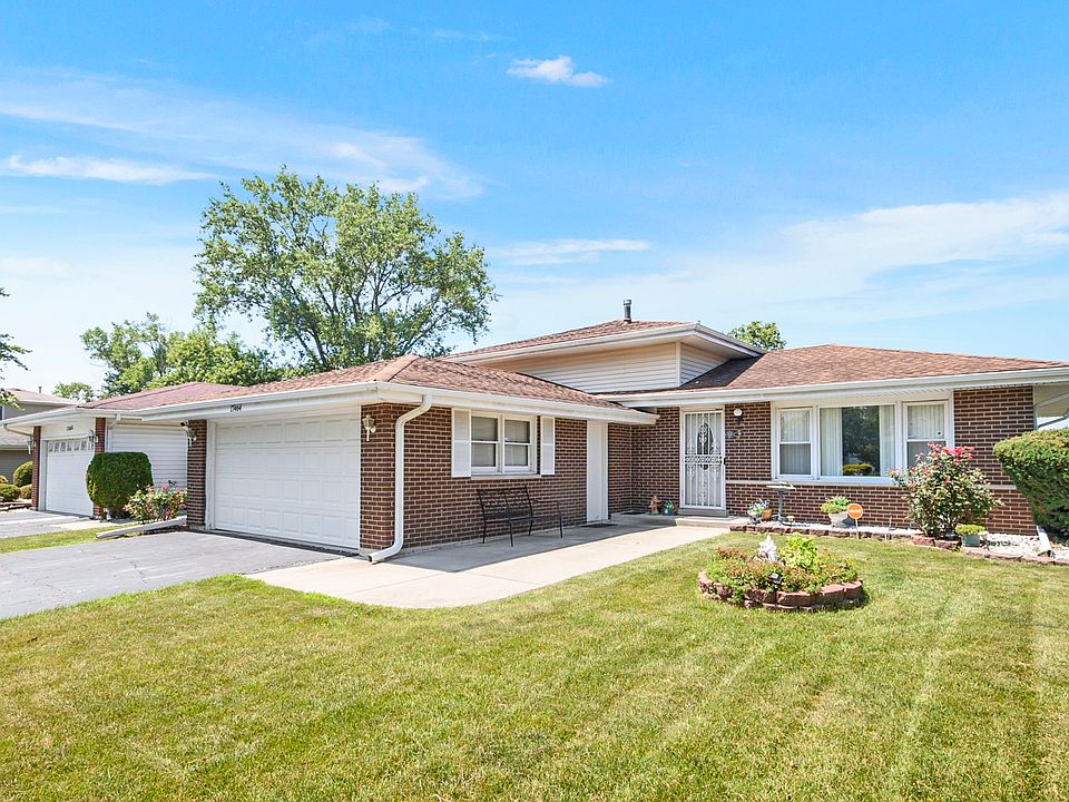 1st image of 17464 Park Ln