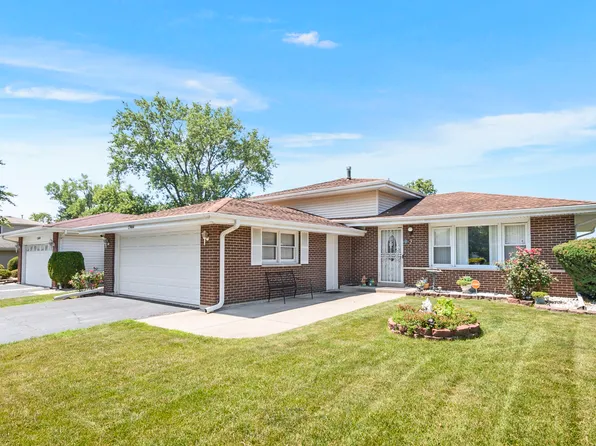 17464 Park Ln, Country Club Hills, IL 60478