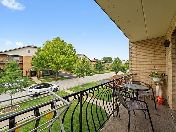 2nd image of 16825 81st Ave APT 2S