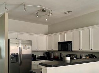 5612 Santeelah Ct, Charlotte, NC 28217