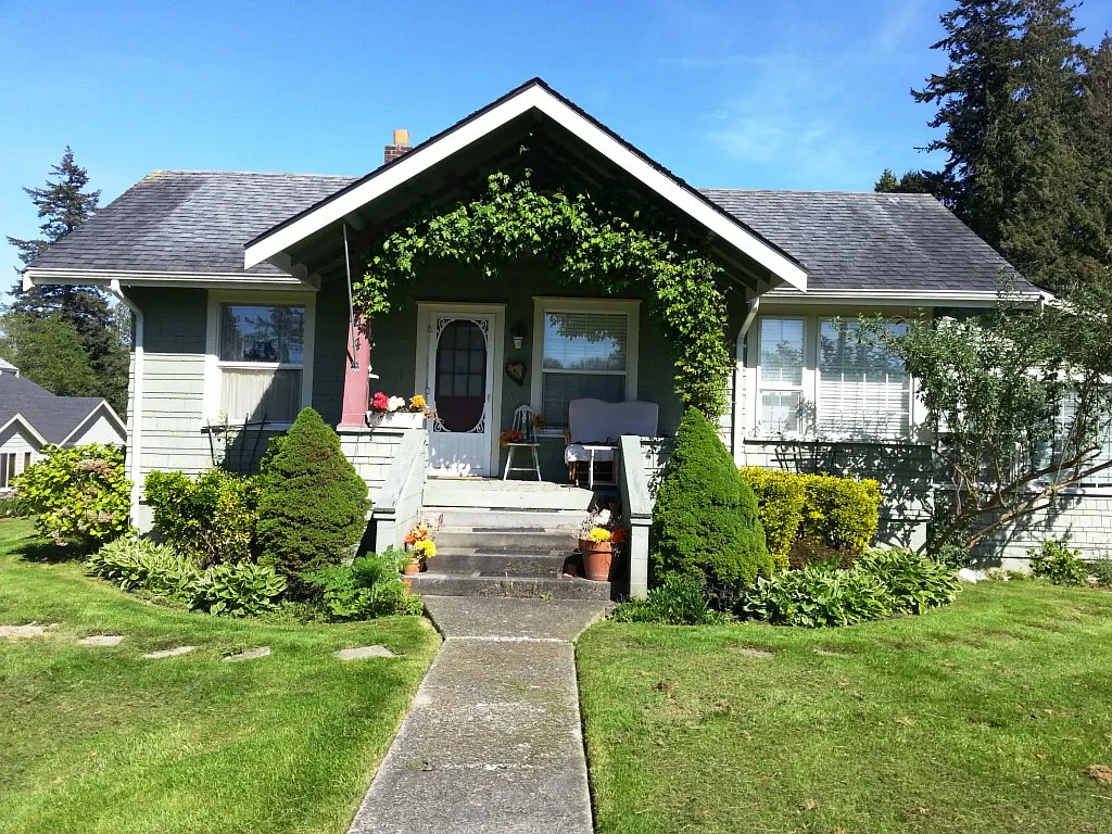 2244 Dodd St photo 1