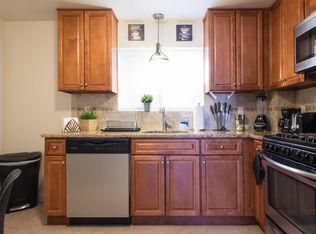 29 Oxford Cir #1, Belmont, MA 02478