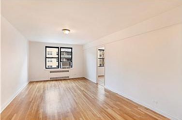 1st image of 50 E 8th St APT 6X