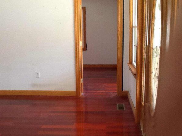 407 Oakvale Rd