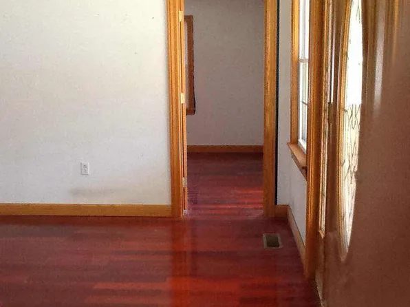 407 Oakvale Rd, Princeton, WV 24740