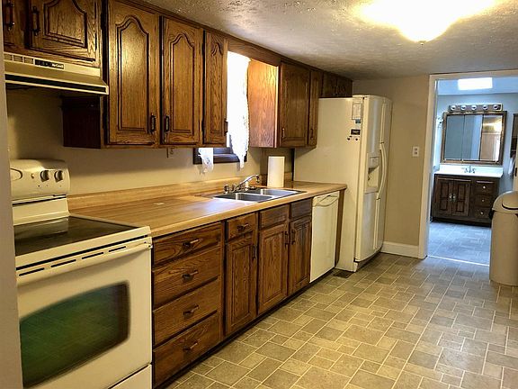 4th image of 6318 E State Road 26