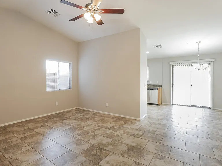 2781 W Mira Dr — Photo 3