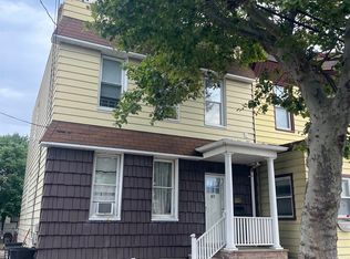 819 7th St, Secaucus, NJ 07094